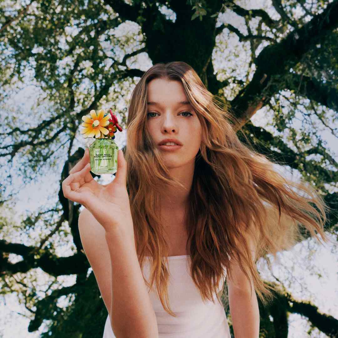Eau de Parfum - MARC JACOBS - WILD EAU SO INTENSE - Imagem 4