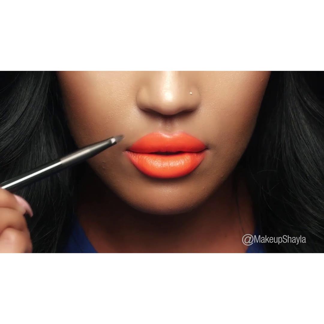 Lip Pencil - NYX Professional Makeup - NYX Maquilhagem - Vídeo