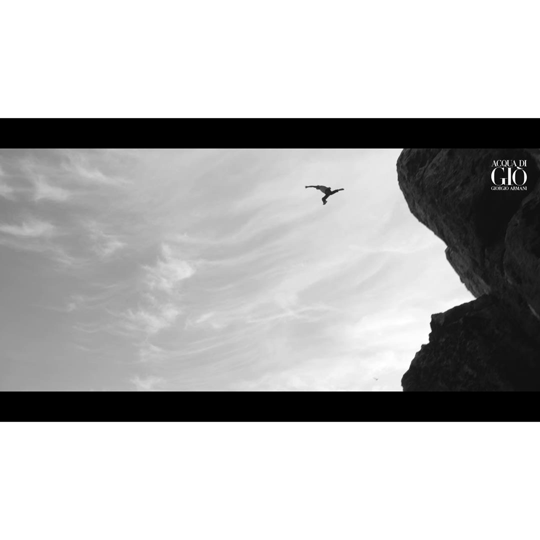 Profondo - Eau de Parfum - Giorgio Armani - ADGH PROFONDO - Vídeo