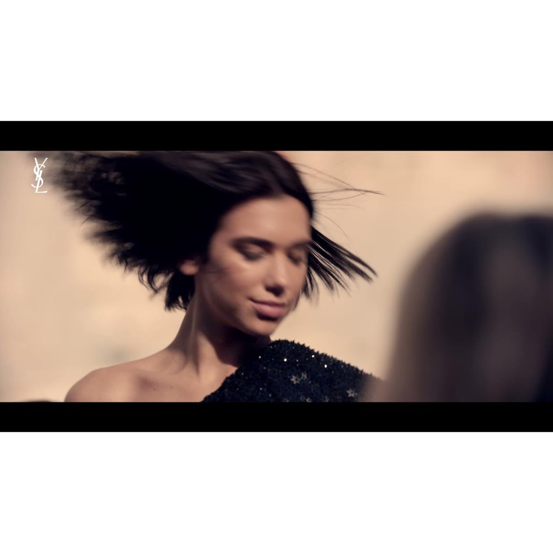 Eau de Parfum - Yves Saint Laurent - Libre - Vídeo